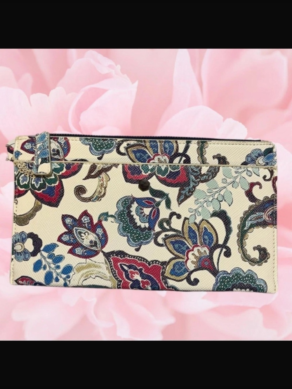 Chico's Bold Flowers Pouch
Zippered Wristlet Pouch, Cool Multi, NWT